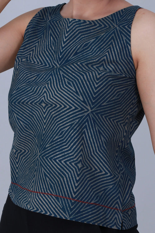 Dharan 'Crop Top' Indigo Block Printed Top - Image 2